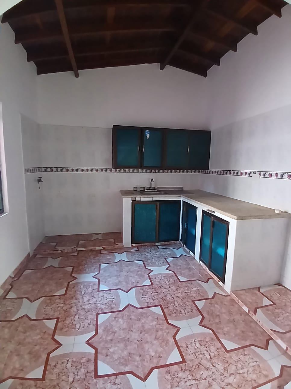 Local En Arriendo - Ricaurte, Bogotá