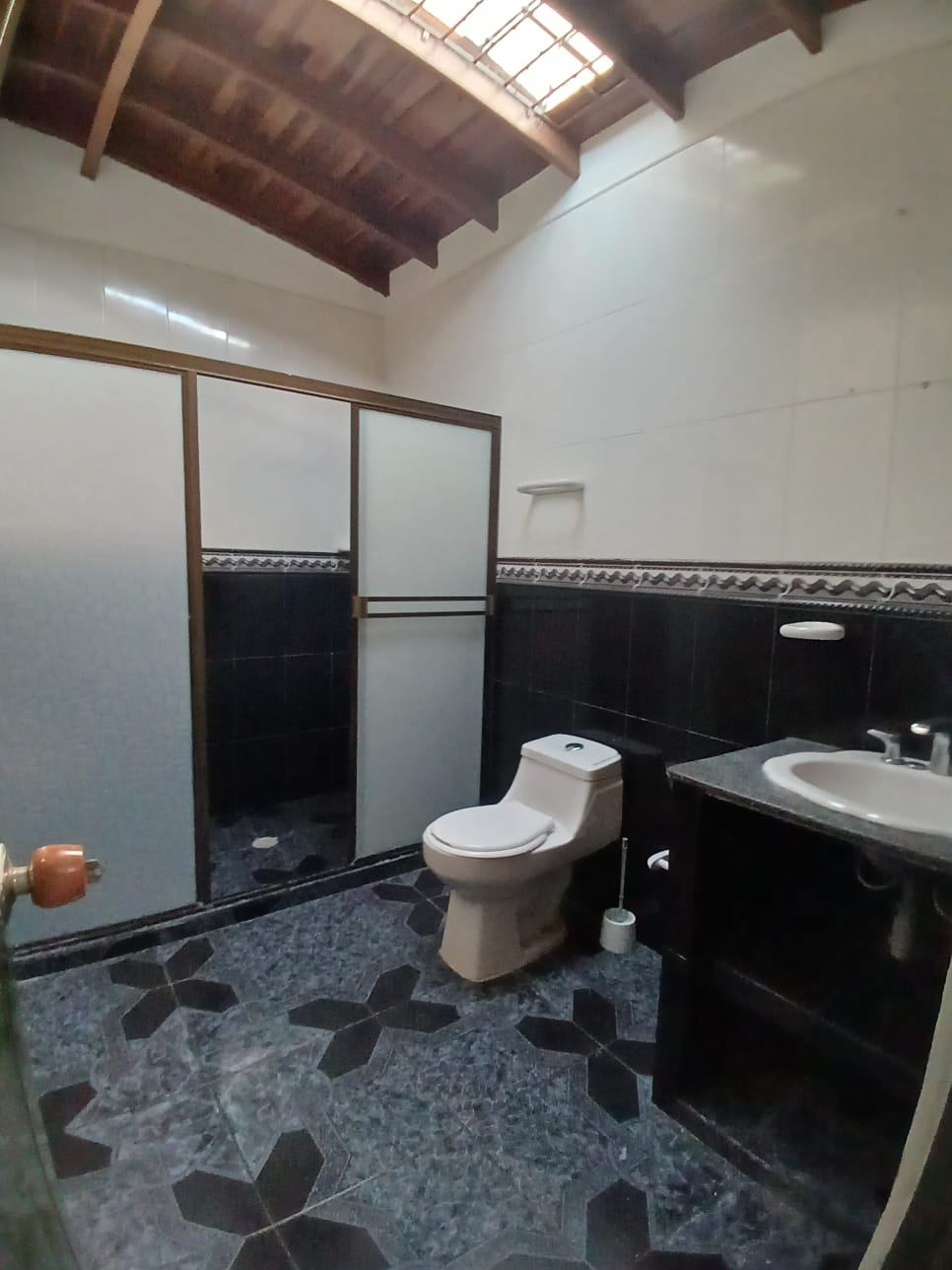 Local En Arriendo - Ricaurte, Bogotá