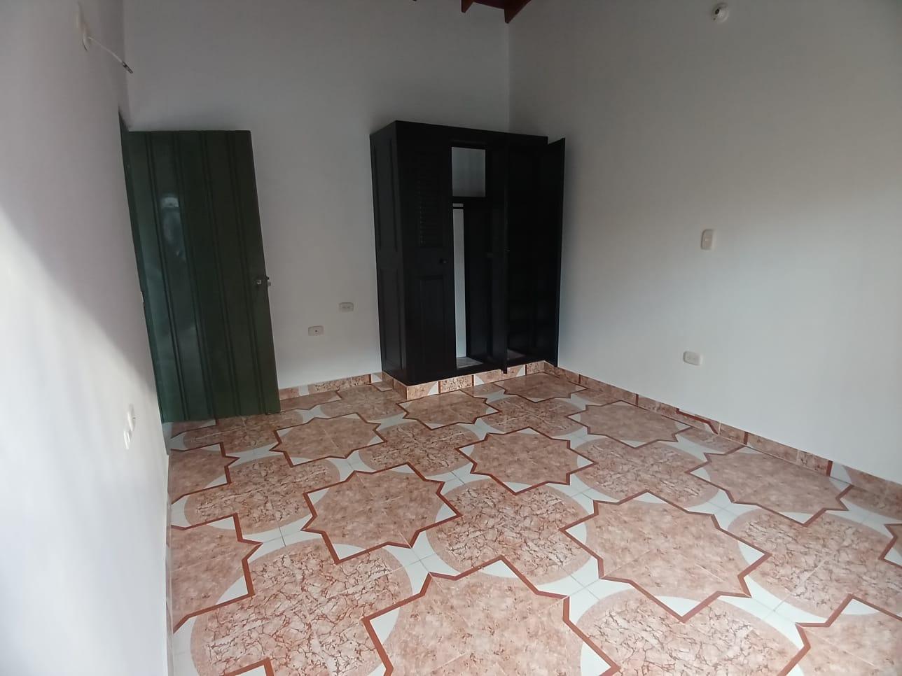 Local En Arriendo - Ricaurte, Bogotá