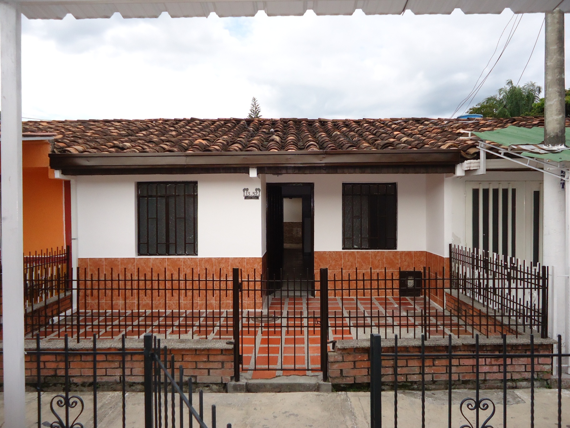 Locales en Arriendo, Ricaurte Bogotá - LOAR402