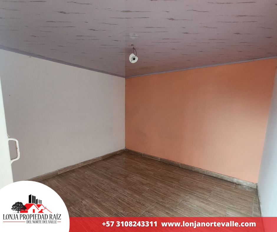 Casas en Venta, Cartago,  - Carlos Holmes Trujillo