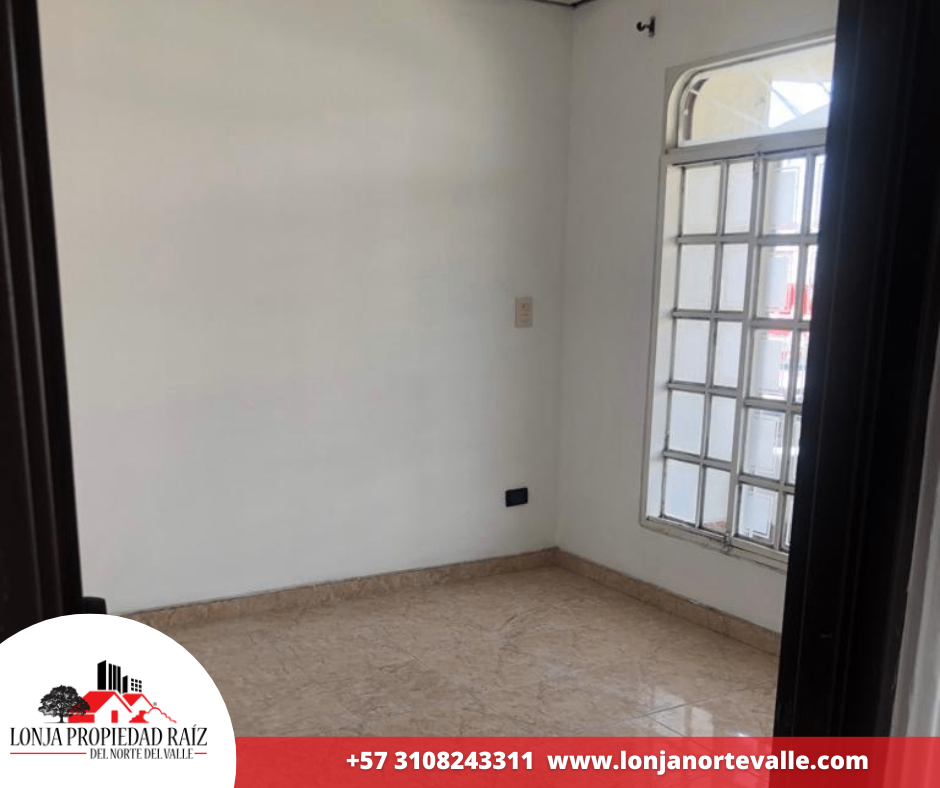 Casas Con Local en Venta, Cartago,  - San Nicolás