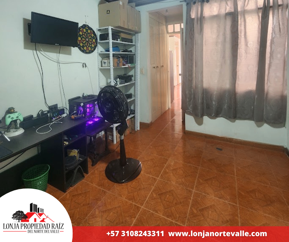 Casas Con Local en Venta, Cartago,  - El Palatino
