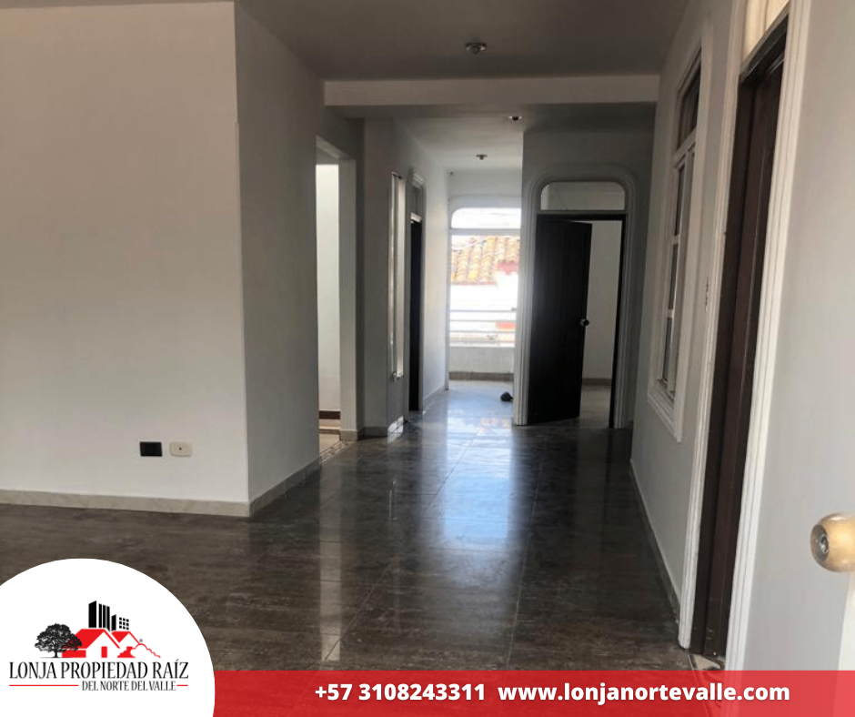 Casas Con Local en Venta, Cartago,  - San Nicolás