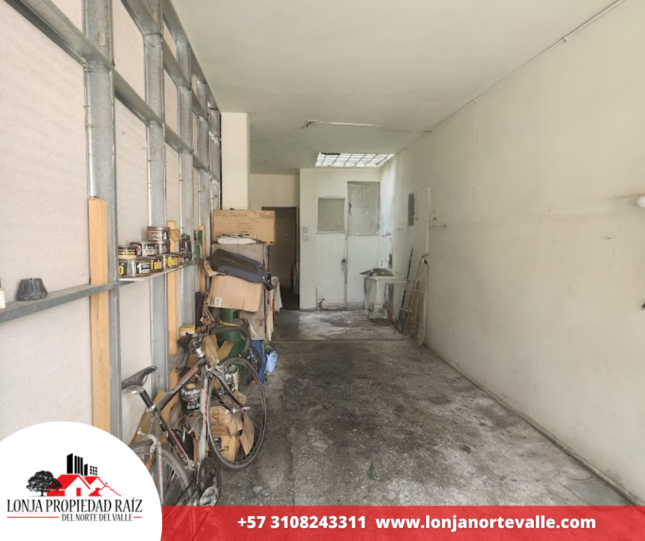 Casas Con Local en Venta, Cartago,  - El Palatino