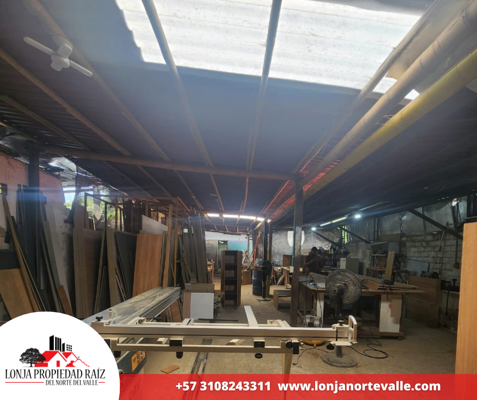 Casas Con Local en Venta, Cartago,  - San Nicolás