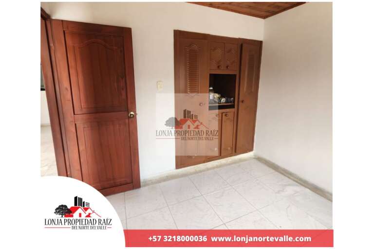 Casa en arriendo en Zaragoza Cartago