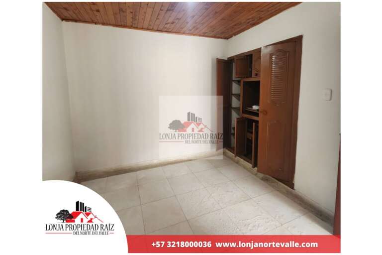 Casa en arriendo en Zaragoza Cartago