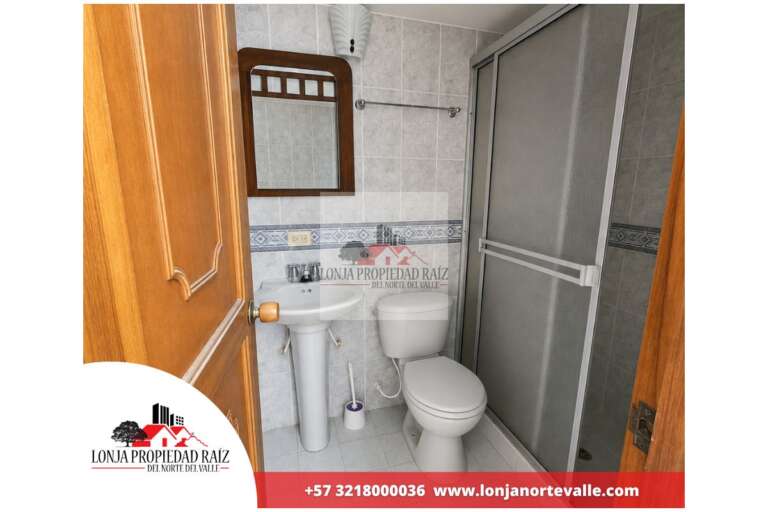 Casa en arriendo en Zaragoza Cartago